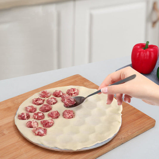 🛒🍽️ Stampo per ravioli in alluminio a 37 fori – Resistente e facile da usare | Prepara ravioli fatti in casa con precisione. Ordina ora!