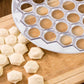 🛒🍽️ Stampo per ravioli in alluminio a 37 fori – Resistente e facile da usare | Prepara ravioli fatti in casa con precisione. Ordina ora!