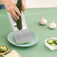 📢 50% DI SCONTO ORA! 🔪 Tagliaverdure Multifunzionale con Protezione per le Mani – 5 Lame, Base Antiscivolo e Taglio Veloce delle Verdure 🥕⚠️📦
