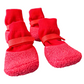 🐕🧦 Calzini antiscivolo e impermeabili per cani e gatti – Zampe protette, pavimenti asciutti! 💧✨
