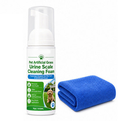 🛒🌿 Schiuma detergente per erba artificiale per pet – Rimuove urina, odori e residui. Ordina ora!