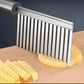 🔥 Crea Fette Creative! Goitali® Coltello Ondulato Ergonomico per Verdure – Facile da Riporre 🥔